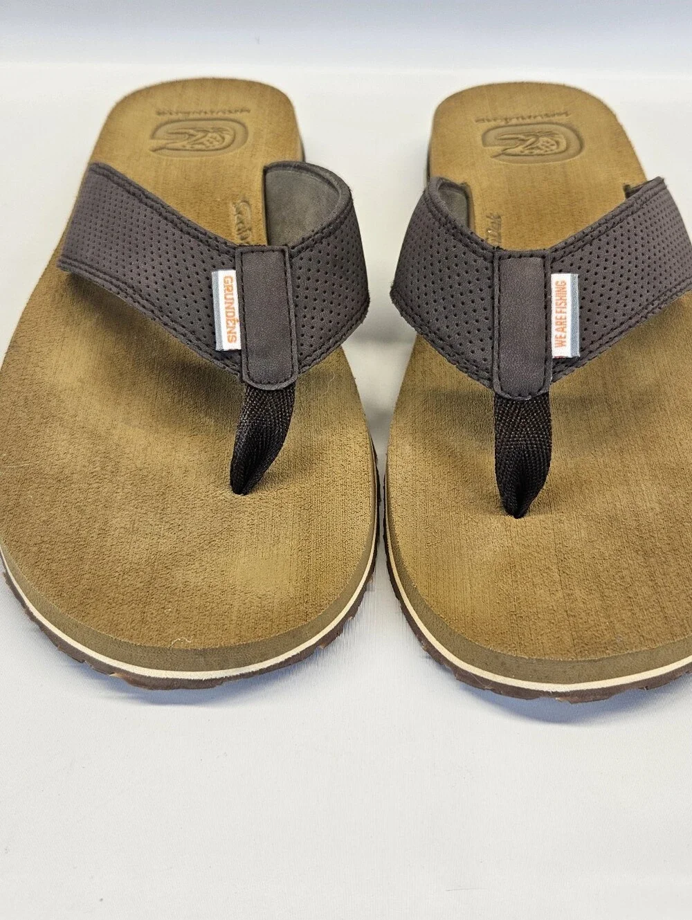 Grundens Sandals SeaDek Flip Flops Mens Size 11 Brown Post Toe Vacation Beach